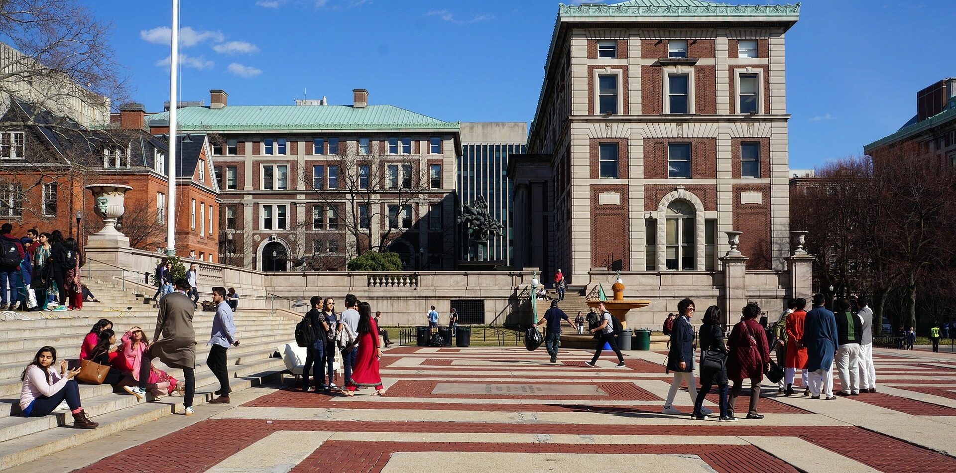 Découvrez la Vie sur le Campus de l’Université de Columbia à New York